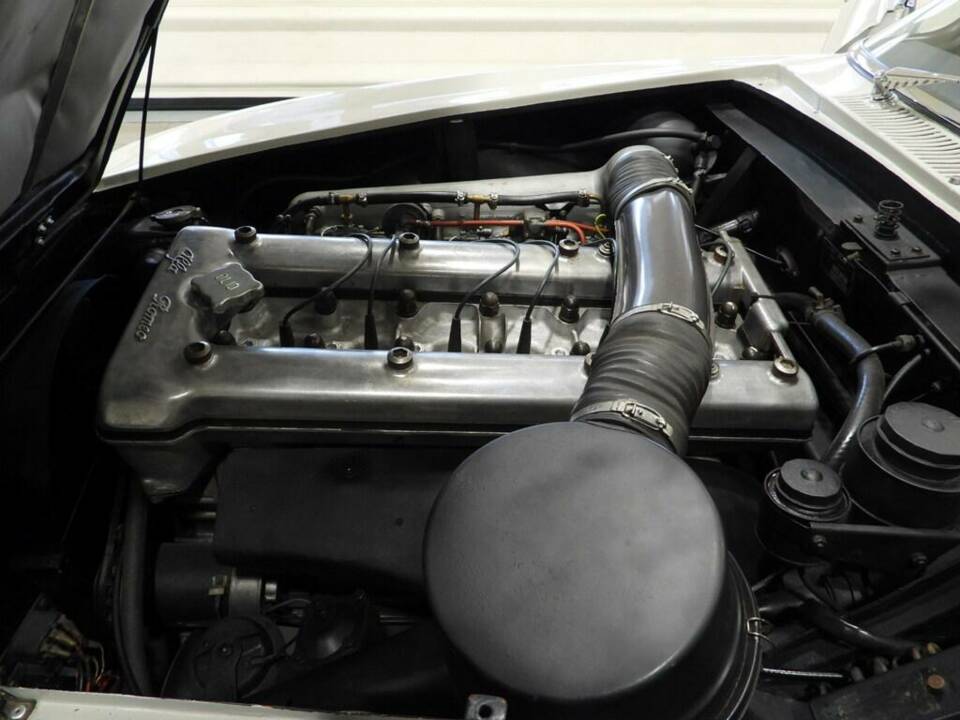 Imagen 11/15 de Alfa Romeo 2600 Sprint (1963)
