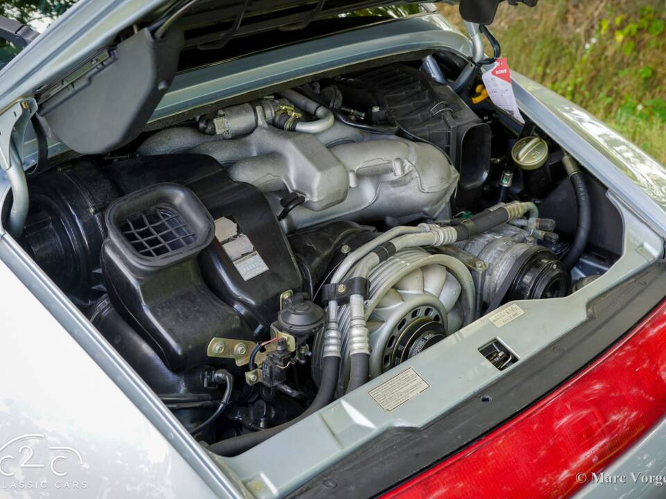 Image 60/63 of Porsche 911 Carrera (1996)