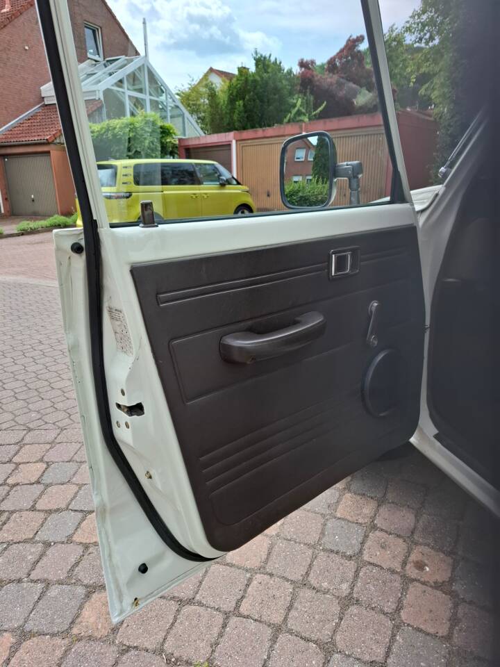 Imagen 8/32 de Toyota Land Cruiser HJ 60 (1986)