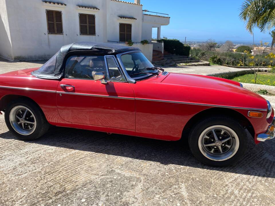 Immagine 25/66 di MG MGB (1977)