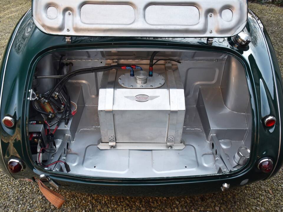 Image 29/29 of Austin-Healey 3000 Mk II (BT7) (1962)