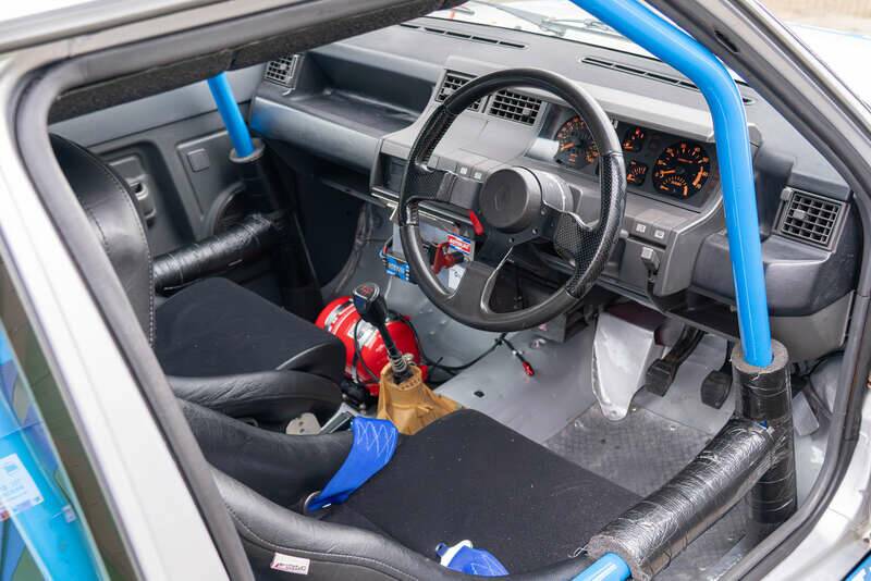 Image 2/50 of Renault R 5 GT Turbo (1987)