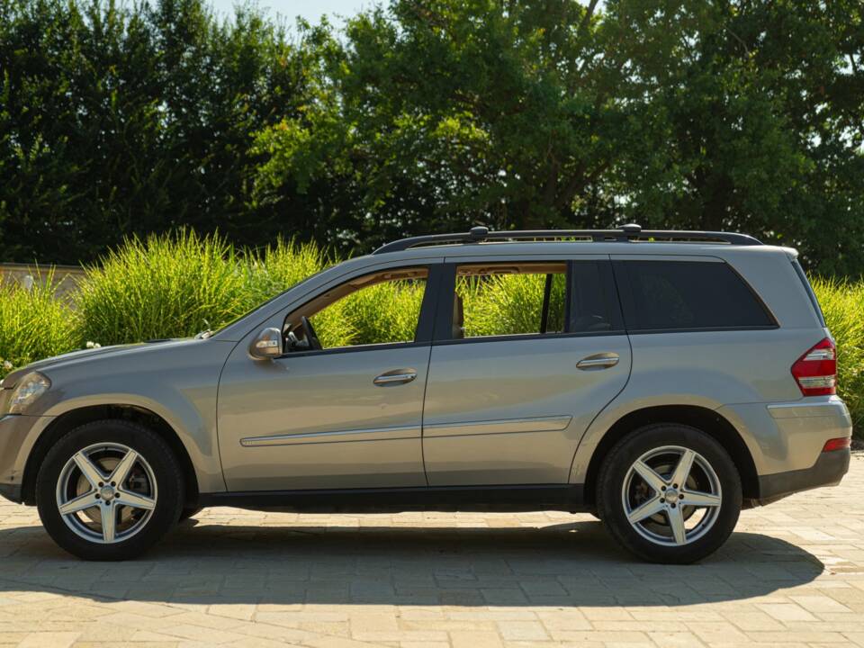 Bild 5/50 von Mercedes-Benz GL 420 CDI 4MATIC (2006)
