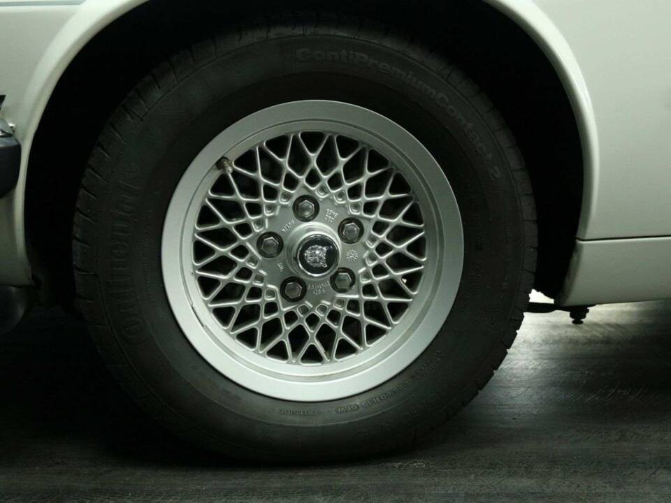 Imagen 48/50 de Jaguar XJS 5.3 V12 (1992)