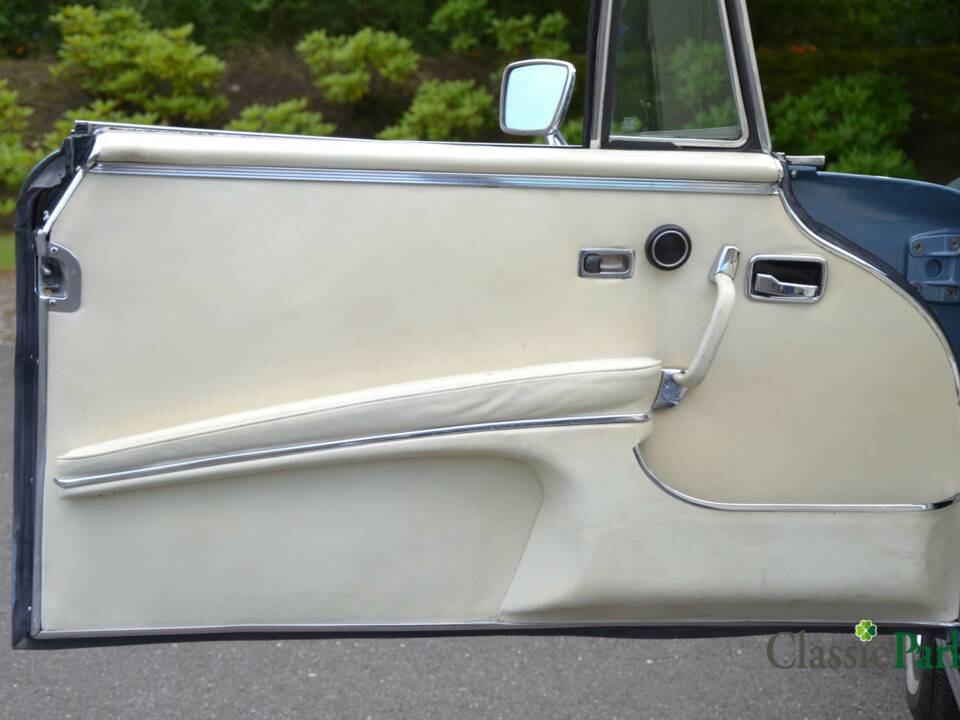 Bild 16/50 von Mercedes-Benz 280 SE 3,5 (1971)