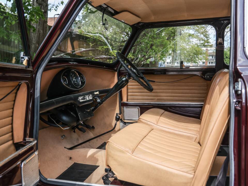 Image 39/46 of Austin Seven (1964)