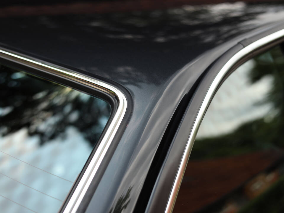 Image 58/99 of BMW M 635 CSi (1988)