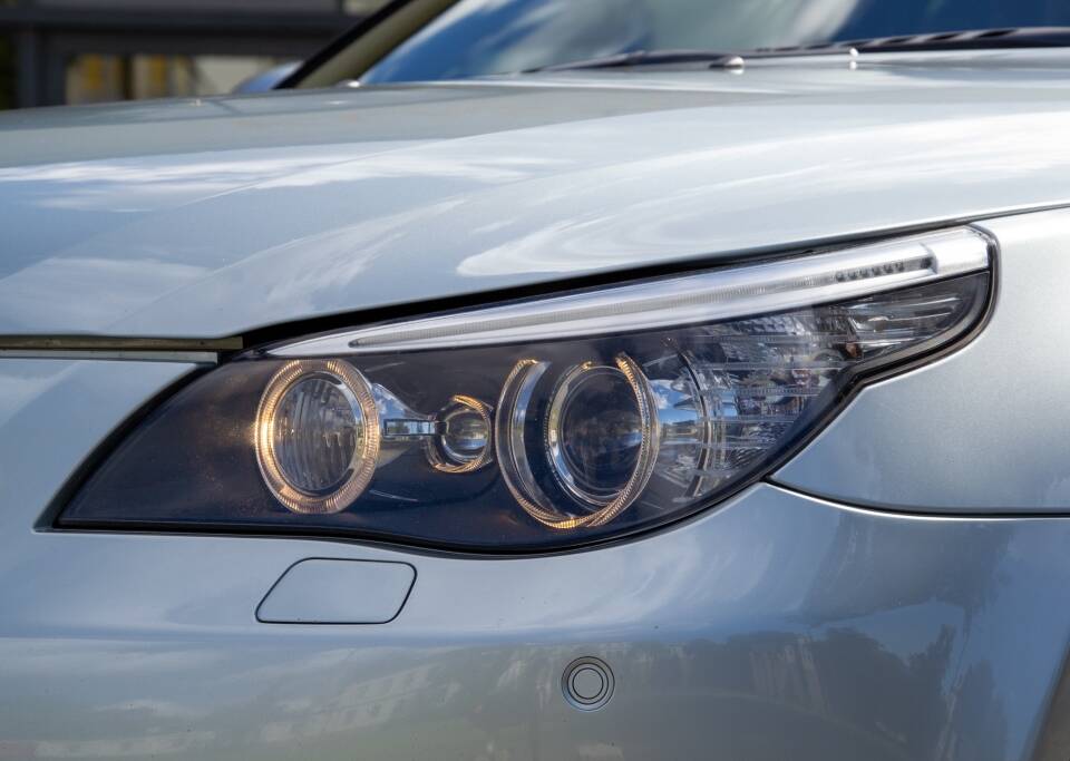 Afbeelding 16/41 van BMW M5 Touring (2008)