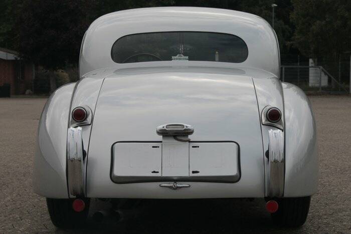 Immagine 4/7 di Jaguar XK 120 SE FHC (1951)