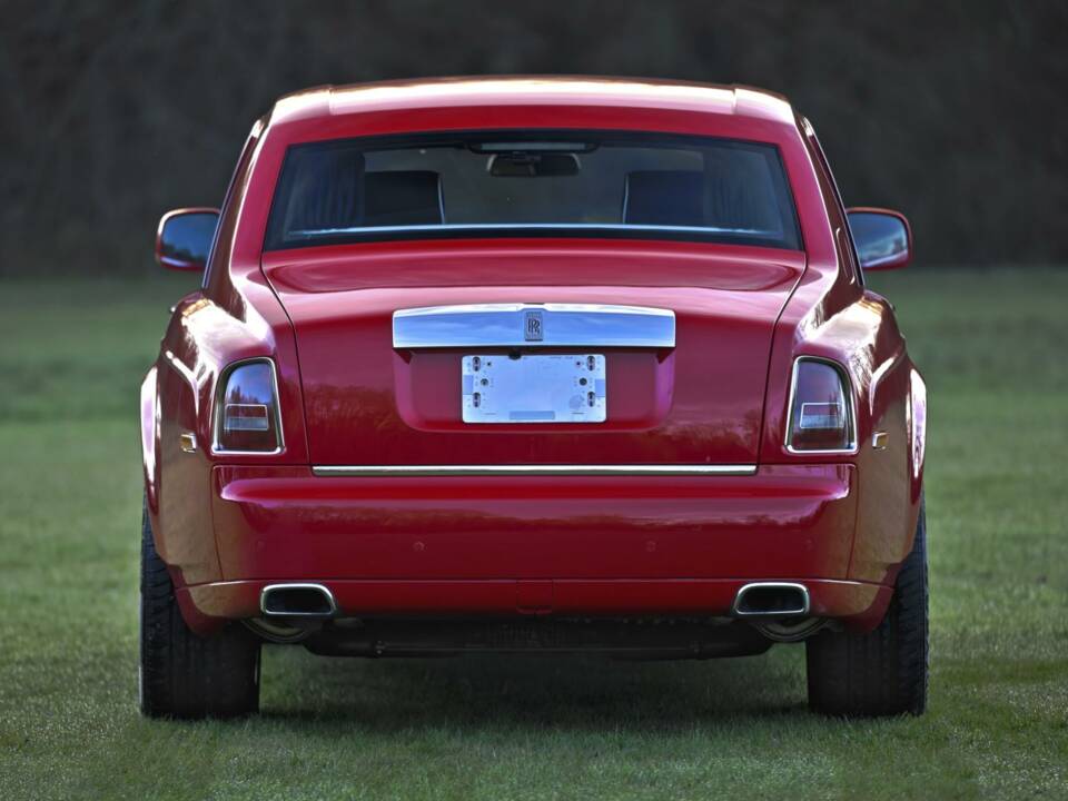 Image 14/50 of Rolls-Royce Phantom VII (2016)