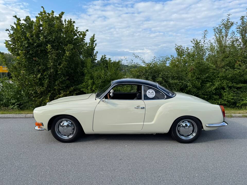 Image 27/30 of Volkswagen Karmann Ghia 1600 (1973)