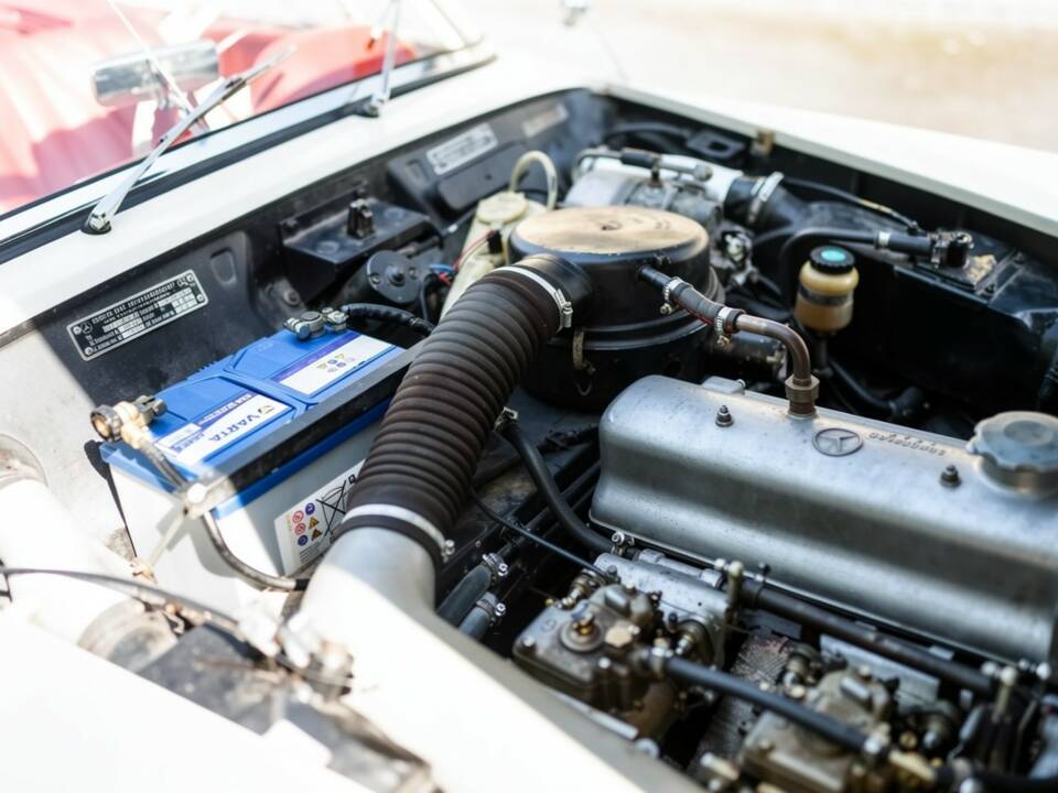 Image 22/25 of Mercedes-Benz 190 SL (1958)