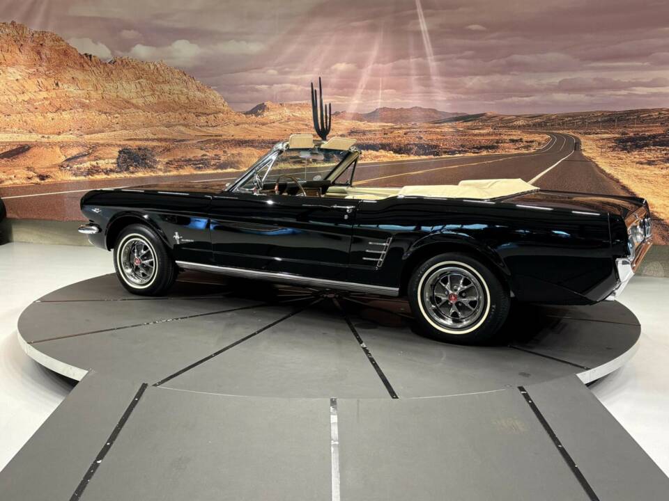 Afbeelding 18/50 van Ford Mustang 289 (1966)