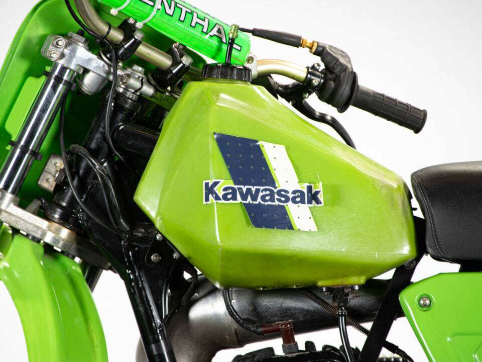 Image 13/40 de Kawasaki KX 250 (1980)