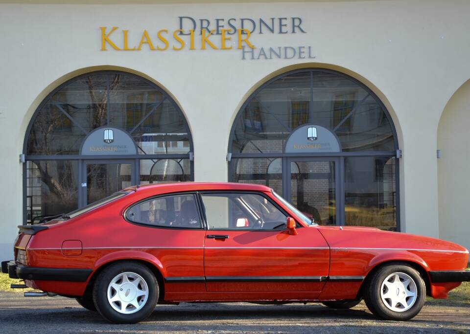 Immagine 4/33 di Ford Capri 2,8i (1981)