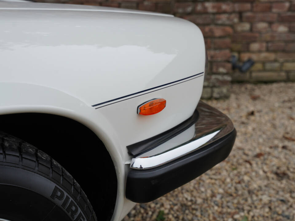 Image 29/50 of Jaguar XJS 5.3 V12 (1988)