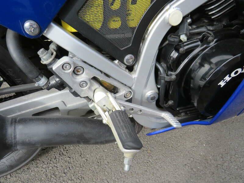 Bild 27/43 von Honda VF 1000RG (1988)
