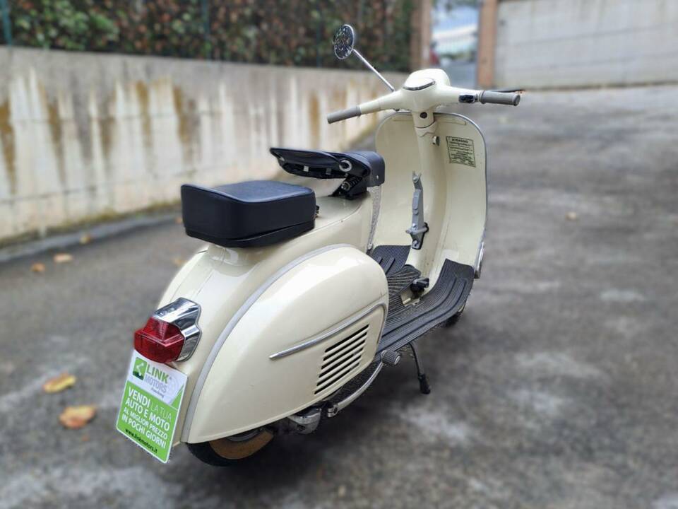 Immagine 8/35 di Piaggio Vespa 150 GL (1963)