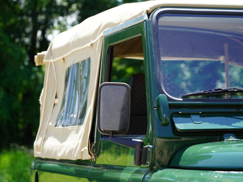 Image 8/64 of Land Rover Defender 90 Td5 (1999)