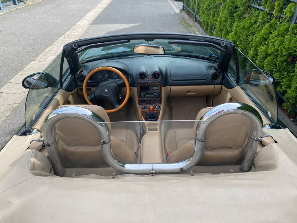 Image 9/10 de Mazda MX-5 1.6 (2000)