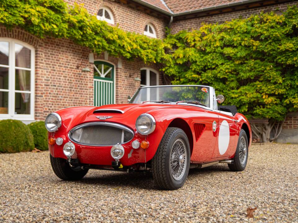 Image 6/18 of Austin-Healey 3000 Mk III (BJ8) (1967)