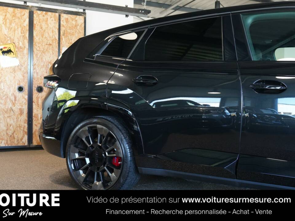 Image 43/50 de BMW XM (2023)