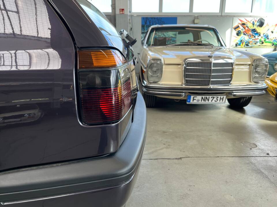Bild 30/43 von Volkswagen Golf III 2.8 VR6 (1992)