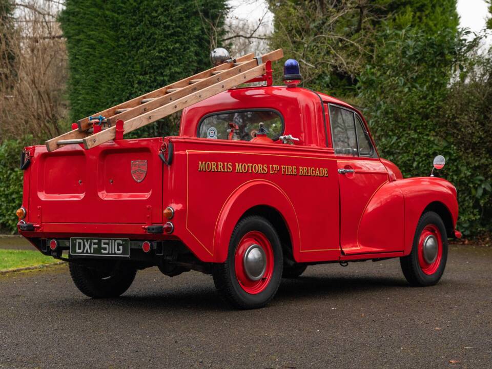 Image 3/50 of Morris Minor 1000 (1969)