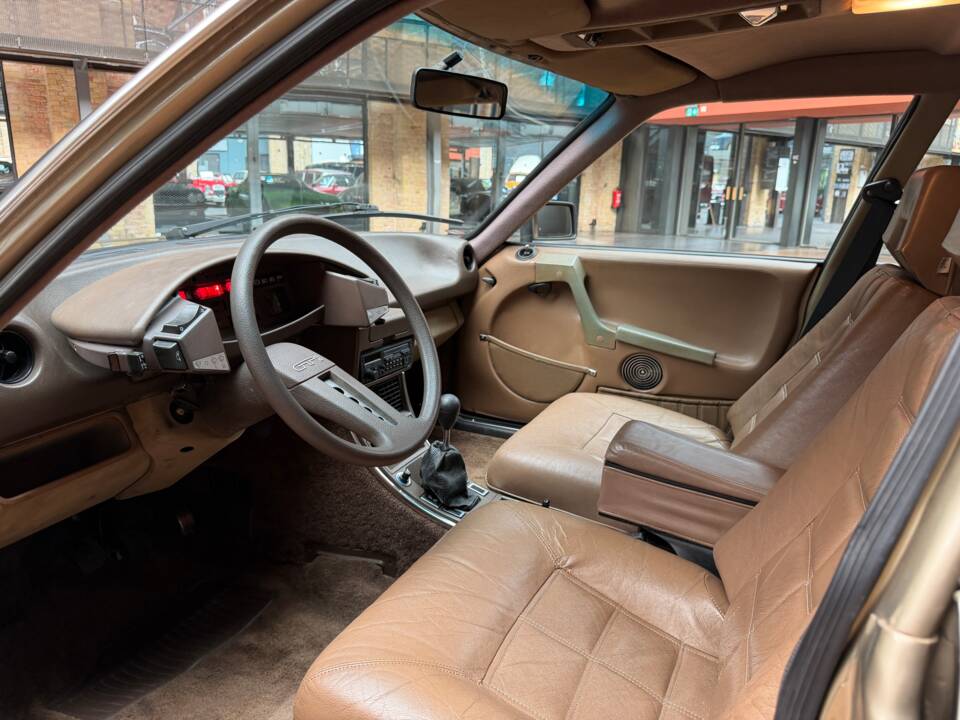 Immagine 22/43 di Citroën CX 2400 GTi (1982)
