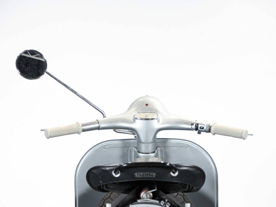 Image 9/45 of Piaggio Vespa 150 (1958)