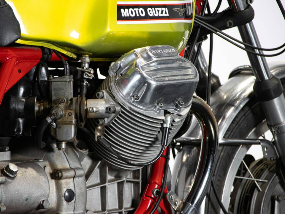 Imagen 27/50 de Moto Guzzi V7 Sport (1972)