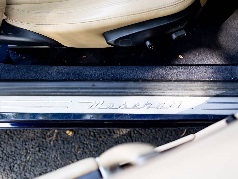 Immagine 24/36 di Maserati GranCabrio 4.7 (2010)