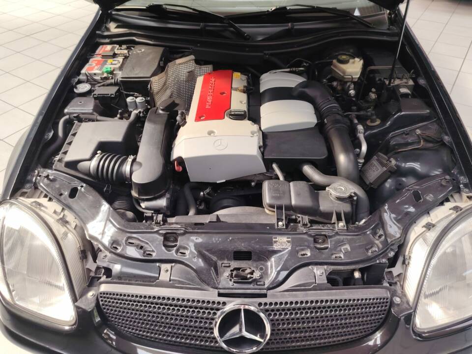 Bild 49/54 von Mercedes-Benz SLK 230 Kompressor (2002)