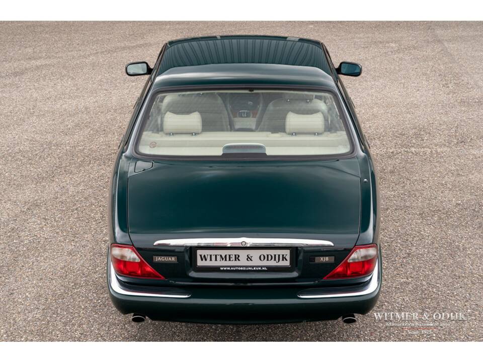 Bild 10/32 von Jaguar XJ 8 Executive (1998)