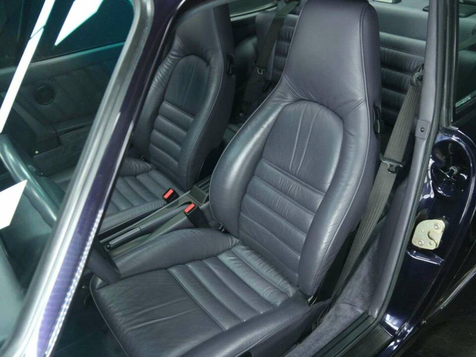 Immagine 15/50 di Porsche 911 Carrera 4 (1993)