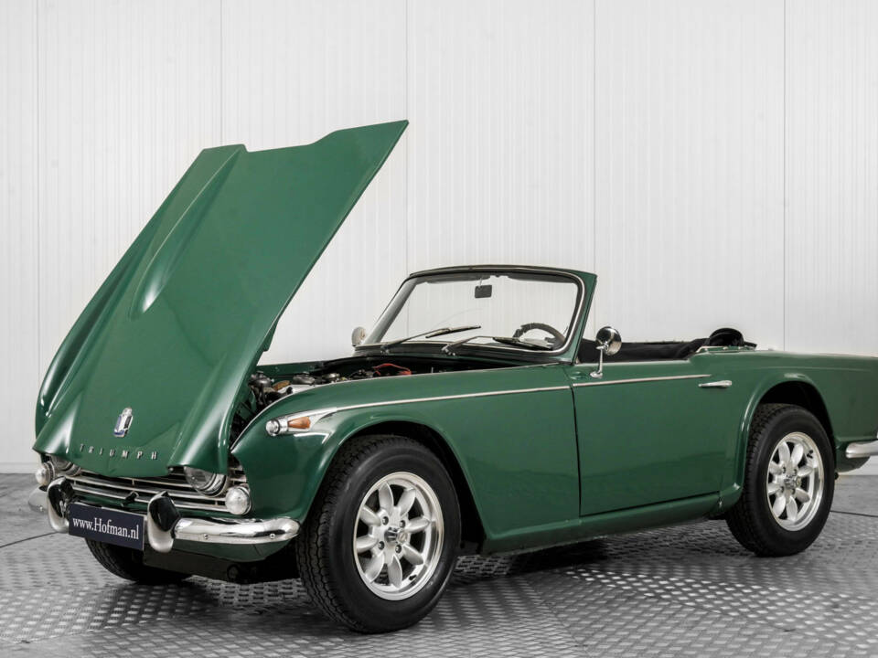 Bild 43/50 von Triumph TR 4A (1966)