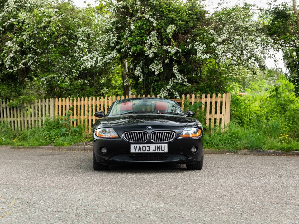 Image 13/34 of BMW Z4 3.0i (2003)