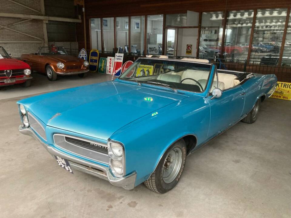 Immagine 13/25 di Pontiac Tempest Le Mans (1966)