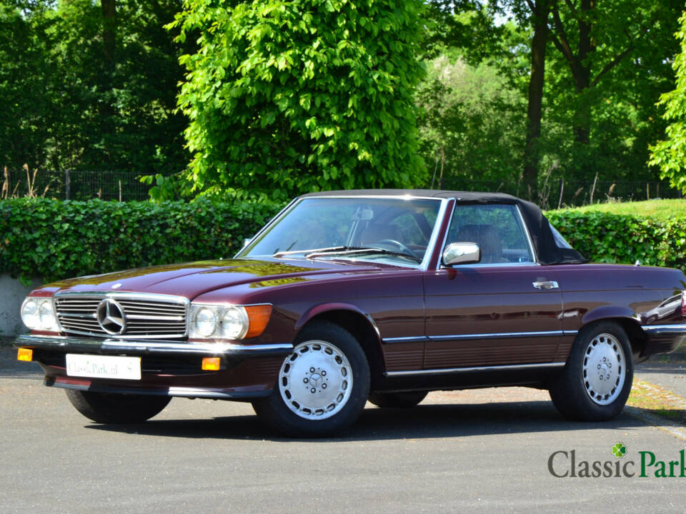 Image 5/50 of Mercedes-Benz 560 SL (1987)