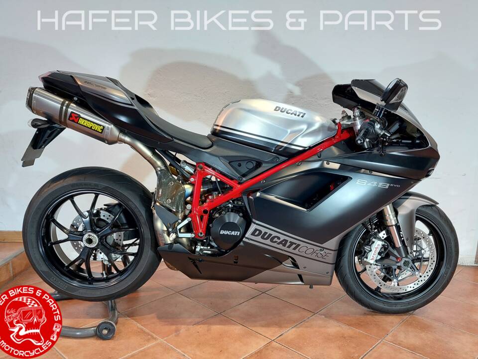 Imagen 1/55 de Ducati DUMMY (2010)