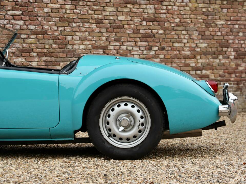 Imagen 42/50 de MG MGA Twin Cam (1959)