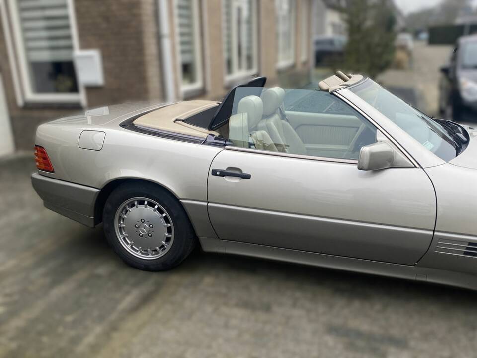 Bild 3/8 von Mercedes-Benz SL 500 (1994)