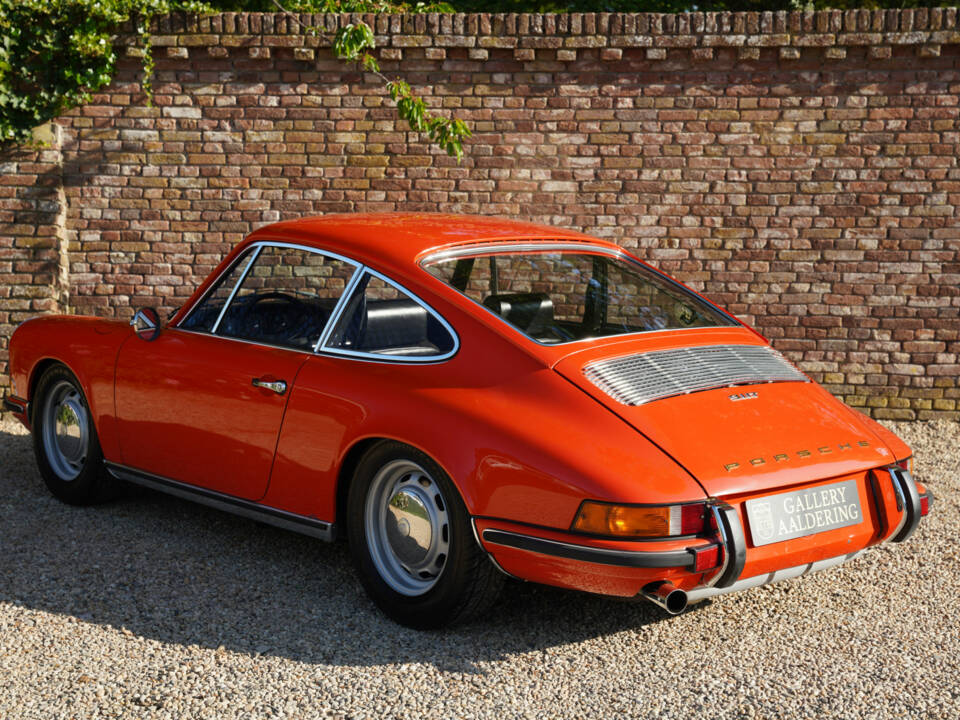 Image 2/50 of Porsche 911 2.2 T (1971)