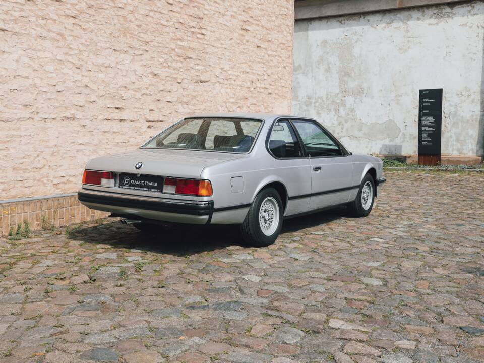 Bild 10/106 von BMW 633 CSi (1976)