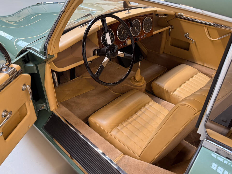 Bild 20/37 von Aston Martin DB 2&#x2F;4 Mk I (1955)
