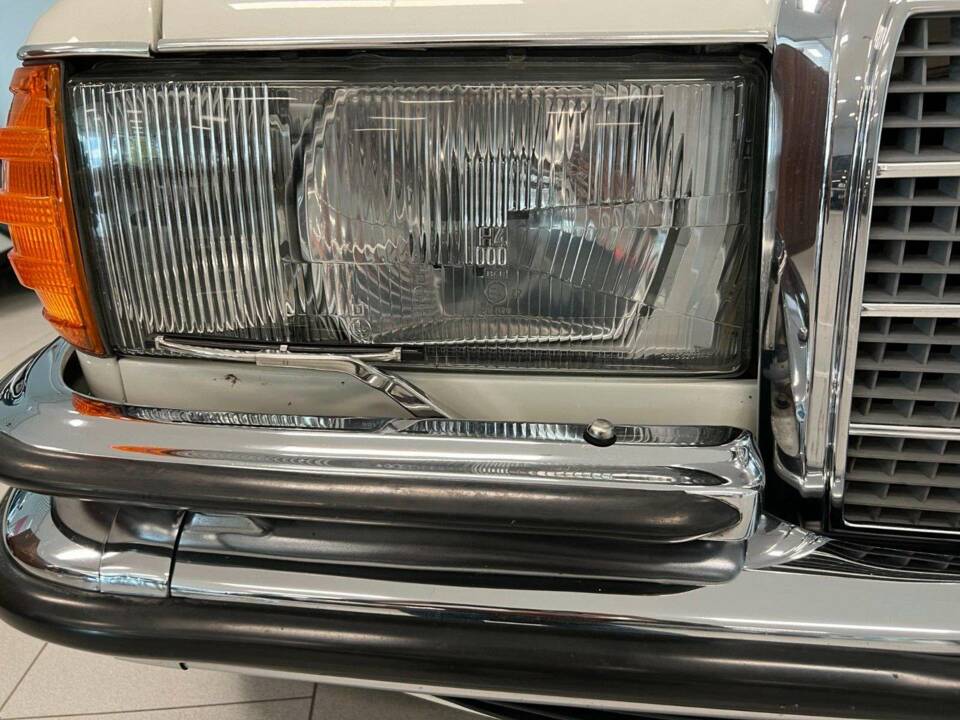 Imagen 17/17 de Mercedes-Benz 450 SEL (1980)