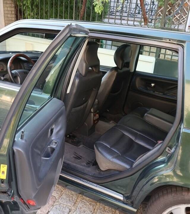 Bild 35/40 von Volvo V 70 2.0 T5 (1997)