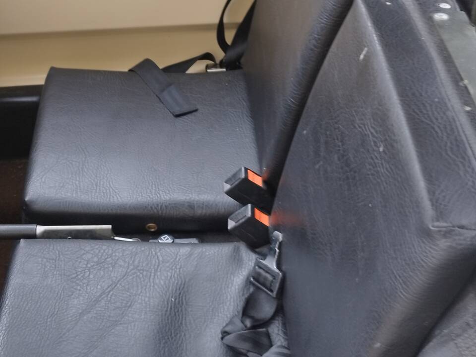 Image 25/51 of MW Cityboy (1985)