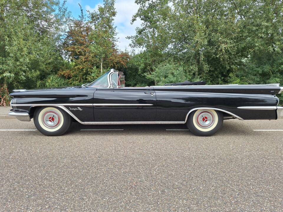Afbeelding 2/66 van Oldsmobile Super 88 (1959)