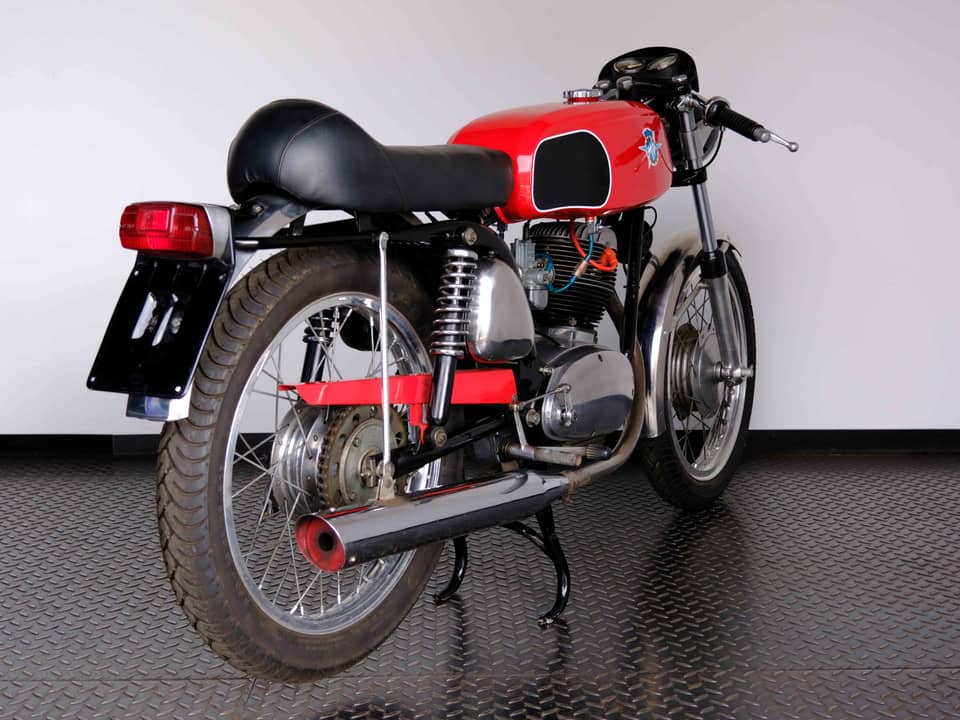Afbeelding 53/58 van MV Agusta 125 GT (1969)